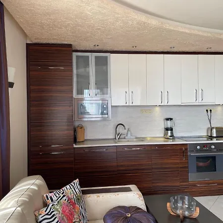 Rich-1 Sp Apartment Ravda